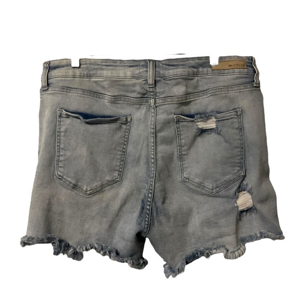 Cello Light Wash Blue Denim Jean Short SZ 20 Women Distresses Destroyed Summer - Picture 5 of 8